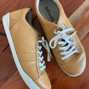 🦊 SoftWalk Tan Leather Women's Sneakers